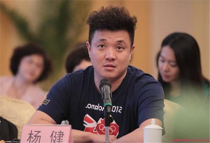 网站首页 娱乐圈知道 >正文 杨健是央视的一位体育解说员,还主持了