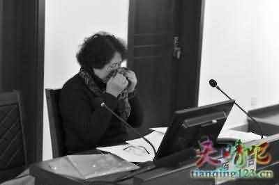 “你瞅啥瞅你咋了”引命案