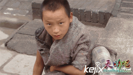 中国儿童被拐马来行乞 非人生活苦不堪言