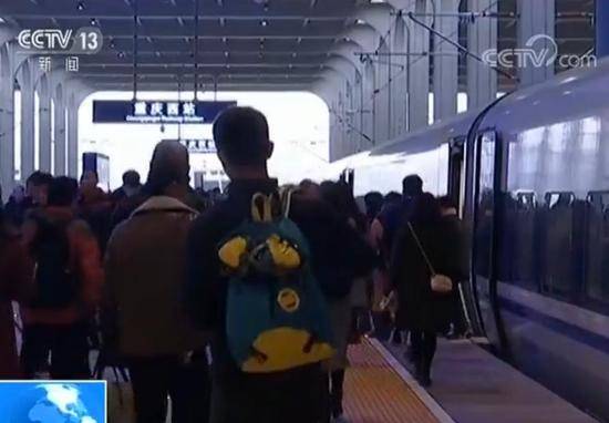 春运临近:初十车票开卖 东北地区支南临客启程南下