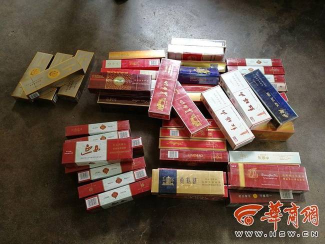 吸毒男藏超市货架夜盗近百条香烟