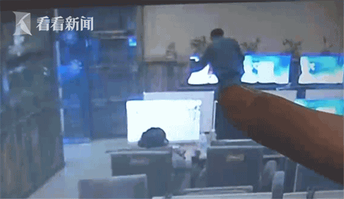 最“老实”小偷！网吧内行窃竟还不忘实名登记