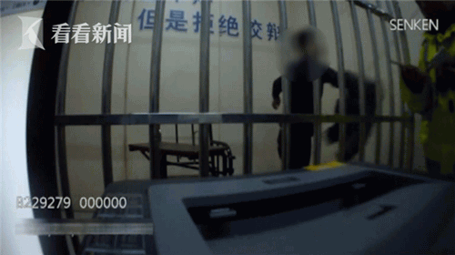 男子醉驾被查自称曾吸毒 嚣张嘲讽交警：你有钱吸吗？