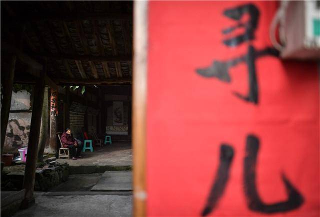 老人寻子50年终团聚