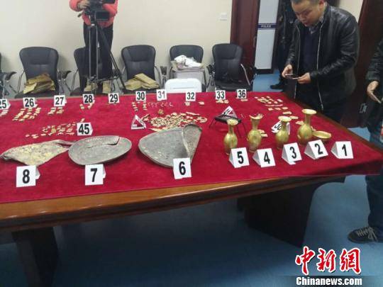 A级逃犯在浙江台州落网 系“九层妖塔”盗墓者