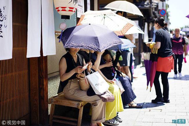 日本酷热万人送医