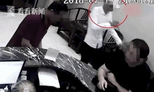 妙龄女路上认识陌生男就去开房