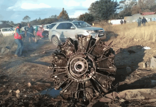 南非首都飞机坠毁 至少1人死亡20人受伤 事因待查