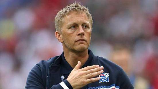 冰岛主教练离任