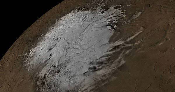 火星上发现第一个液态水湖 直径约20公里(组图)