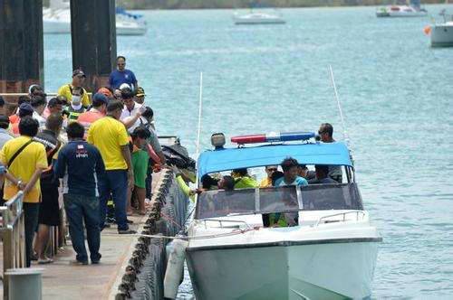 泰国沉船船主自首但拒绝认罪 目前被关押在警察局