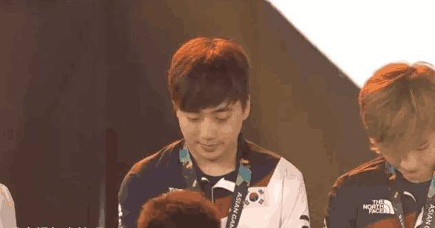 中国队夺冠后，韩国队员的表情也太真实了！网友：都有人被打哭了