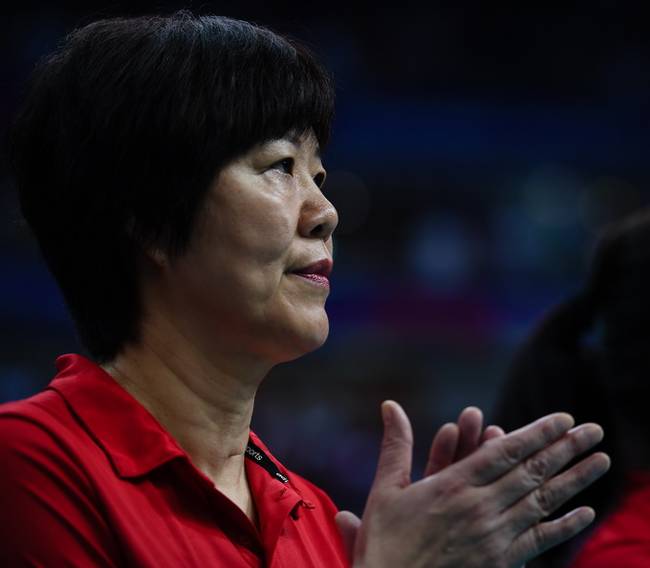 2018年雅加达亚运会中国女排3-0越南 朱婷得到全场最多的15分