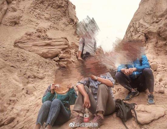新疆野外考察遭遇泥石流 西南石油大学师生4人遇难