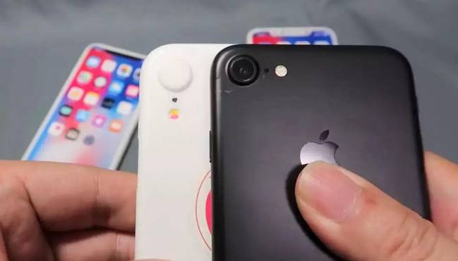 新iPhone极可能全面拥抱全面屏