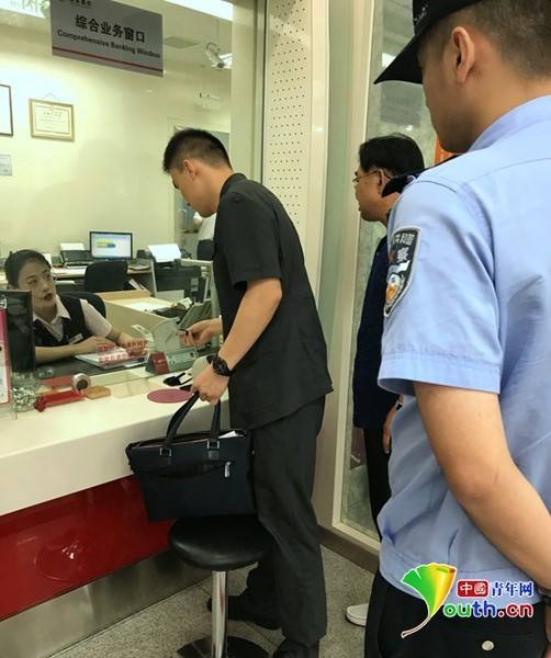 男子卖房毁约与儿子合谋转移财产 遭拘留后一次付清310万
