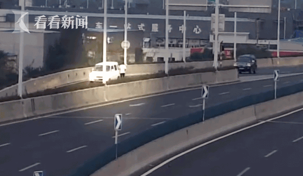 男子为躲检查跳桥摔断腿 结果酒精检测为“0”