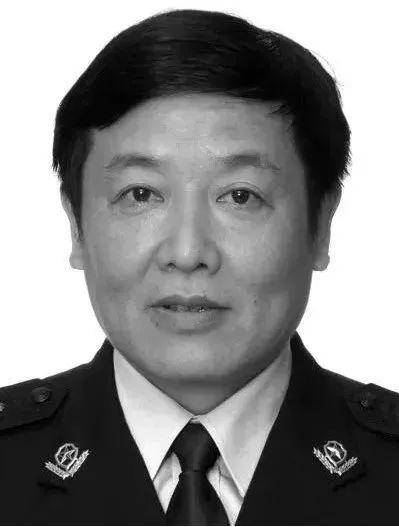 这名刑侦专家画的模拟像 曾把凶犯吓得悬梁自尽