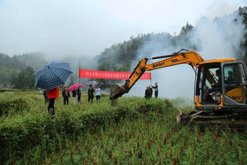 农村基建启幕规模或超四万亿 农村建设成庞大内需