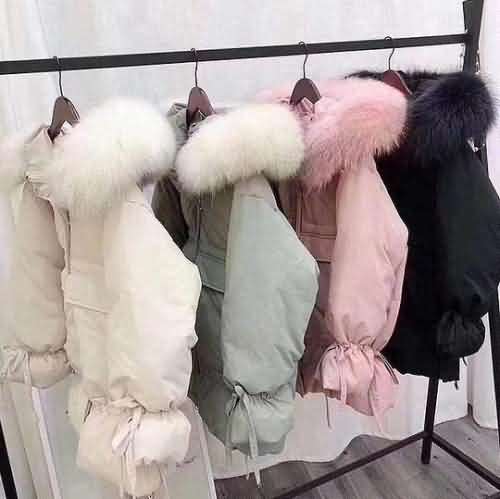 女子开皮草店收到千余条死亡威胁 被迫关店