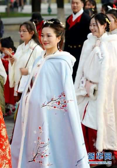 （文化）（4）西安：汉服巡游展示传统文化