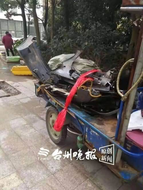 停小区三年,30万车被物业卖了 心碎成渣渣！