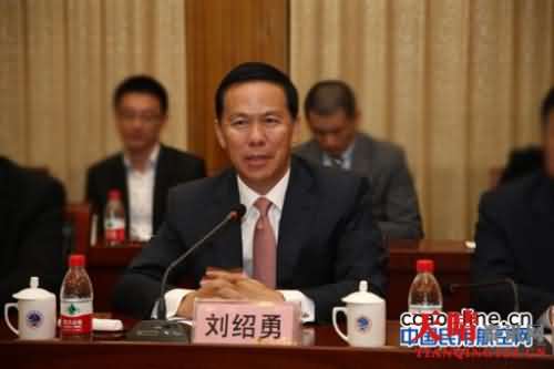 东航董事长建议:出台政策鼓励旅客乘坐国产飞机
