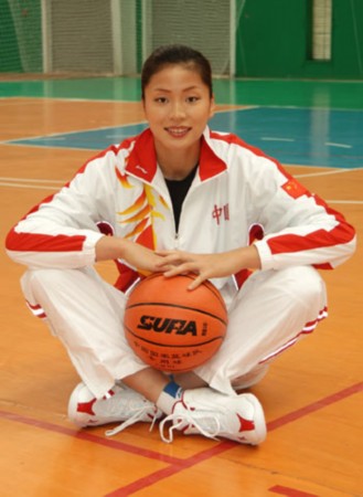 姚明老婆身高多少，姚明老婆叶莉多高，姚明和叶莉身高对比图