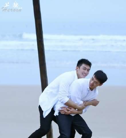海因CP黄景瑜许魏洲，上瘾顾海白洛因|个人资料|微博|图片|是直男吗|私下关系