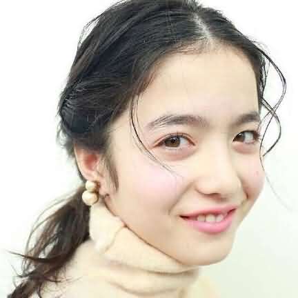 山田直美自截头像