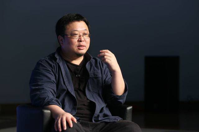 罗永浩卸任锤子软件法定代表人 锤子10位高管退出