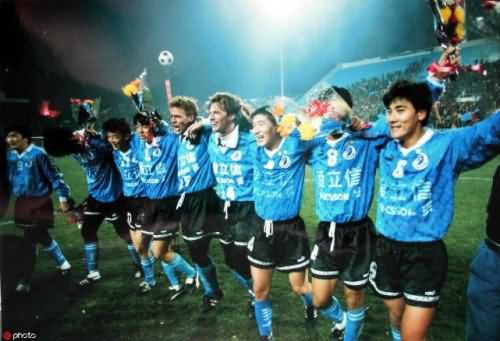 万达重返足球圈未来将振兴中国足球和大连足球