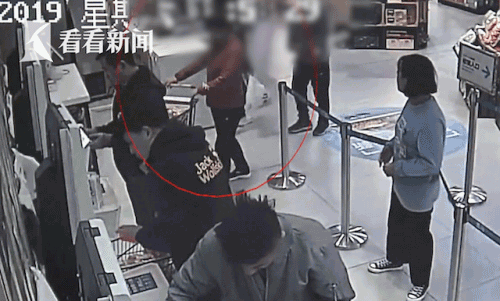 上海六旬老妇因和手机上看到的不一样不开心 超市疯狂盗窃20次