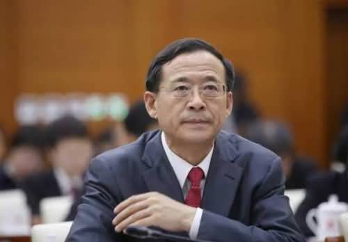 刘士余主动投案