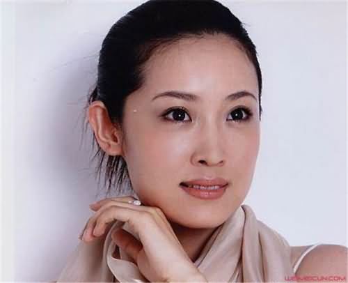 神探狄仁杰2如燕裸露爆奶引围观 姜昕言为什么不结婚