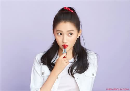 柴嫣和关晓彤好像怎么回事