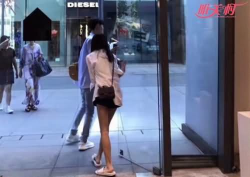豆得儿牵手帅哥