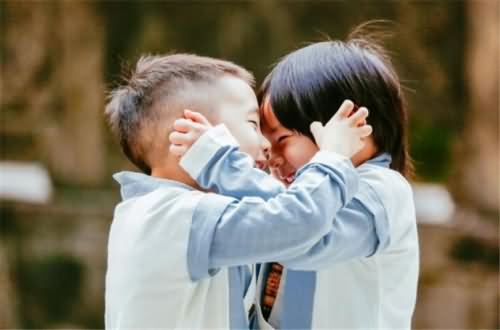 max捧脸杀 max捧脸杀