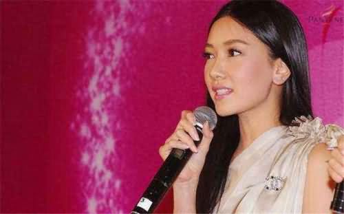 纳瓦君拉纳拉妻子 纳瓦君拉纳拉妻子