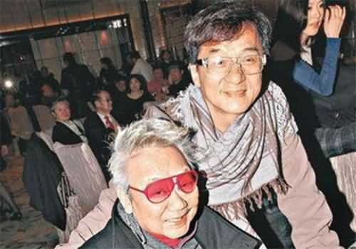 成龙陈自强 成龙陈自强