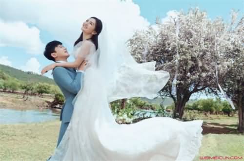 张杰谢娜婚纱照全部 张杰谢娜婚纱照全部