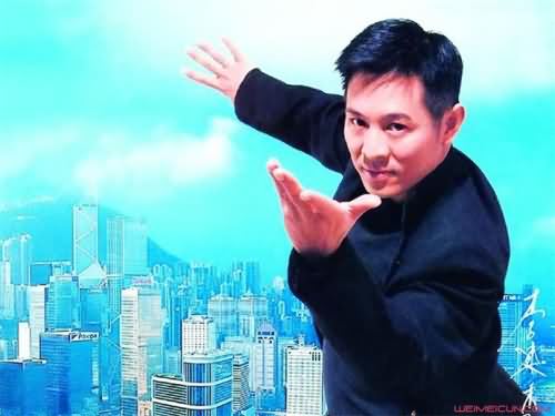 李连杰死了是真的吗 李连杰死了是真的吗