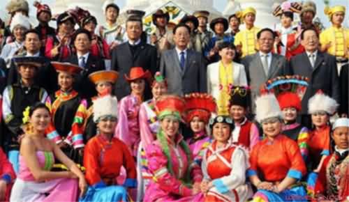 现代金人图片 现代金人图片
