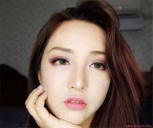 非常了得美女谈耶是谁
