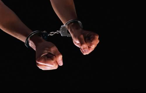 刑警受伤擒嫌疑人