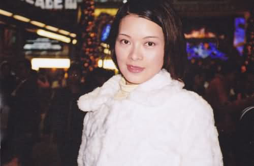 刘锦玲白衣纯美