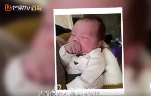 嗯哼婴儿照