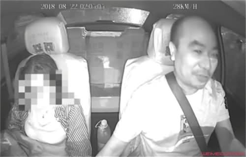 的哥劝跳江女孩 的哥劝跳江女孩
