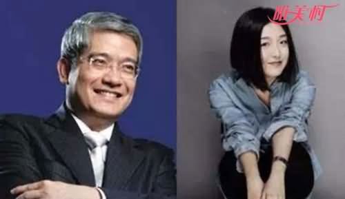 郎咸平六任妻子照片