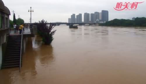 浙江兰溪洪水退却